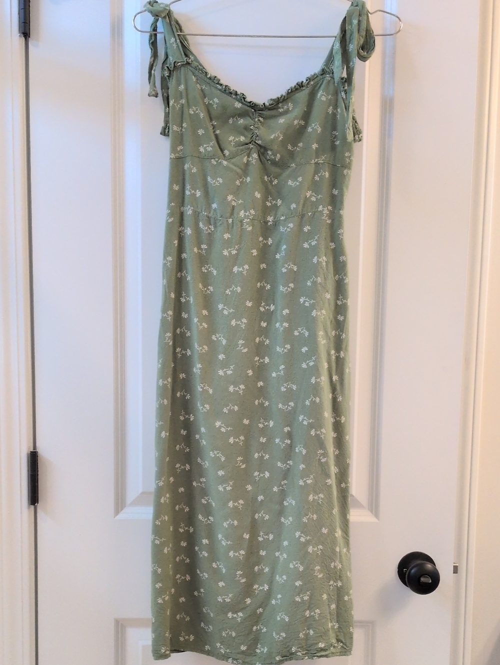 Billabong Green Floral Tie-Strap Maxi Dress Size Medium